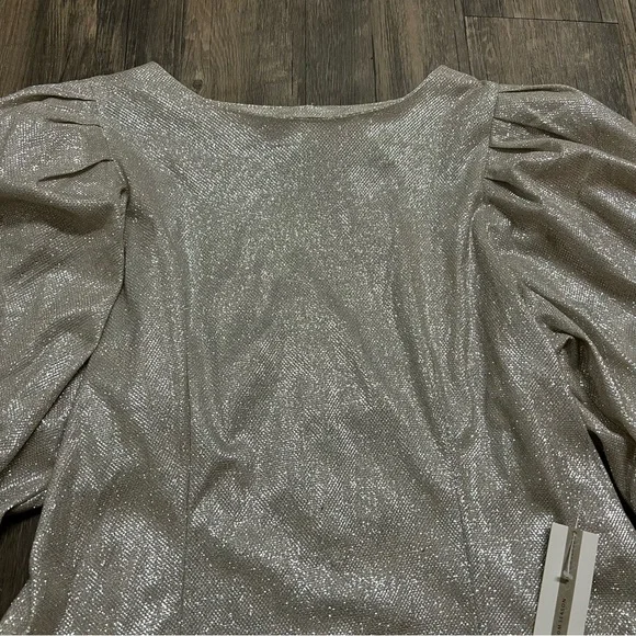 NWT Bloom Season Sparkly Long Puff Sleeve Button Back Christmas Top Holiday L - Picture 6 of 12